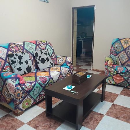 Disfruta De Un Barrio Tranquilo Lejlighed Alcalá de Guadaira Eksteriør billede