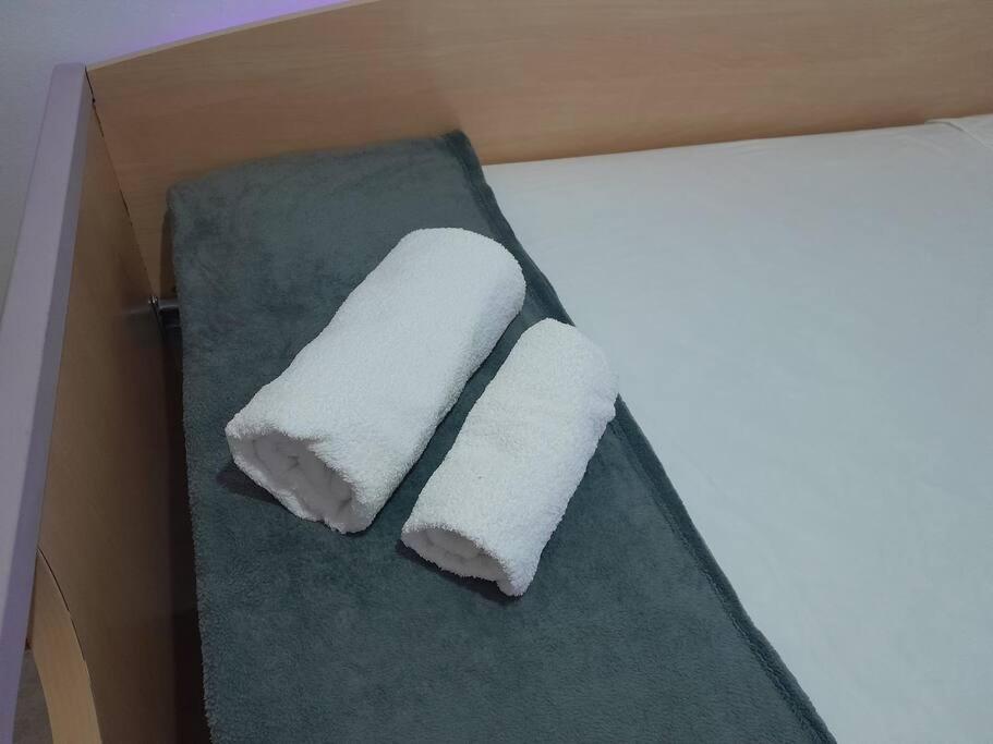 Disfruta De Un Barrio Tranquilo Lejlighed Alcalá de Guadaira Eksteriør billede